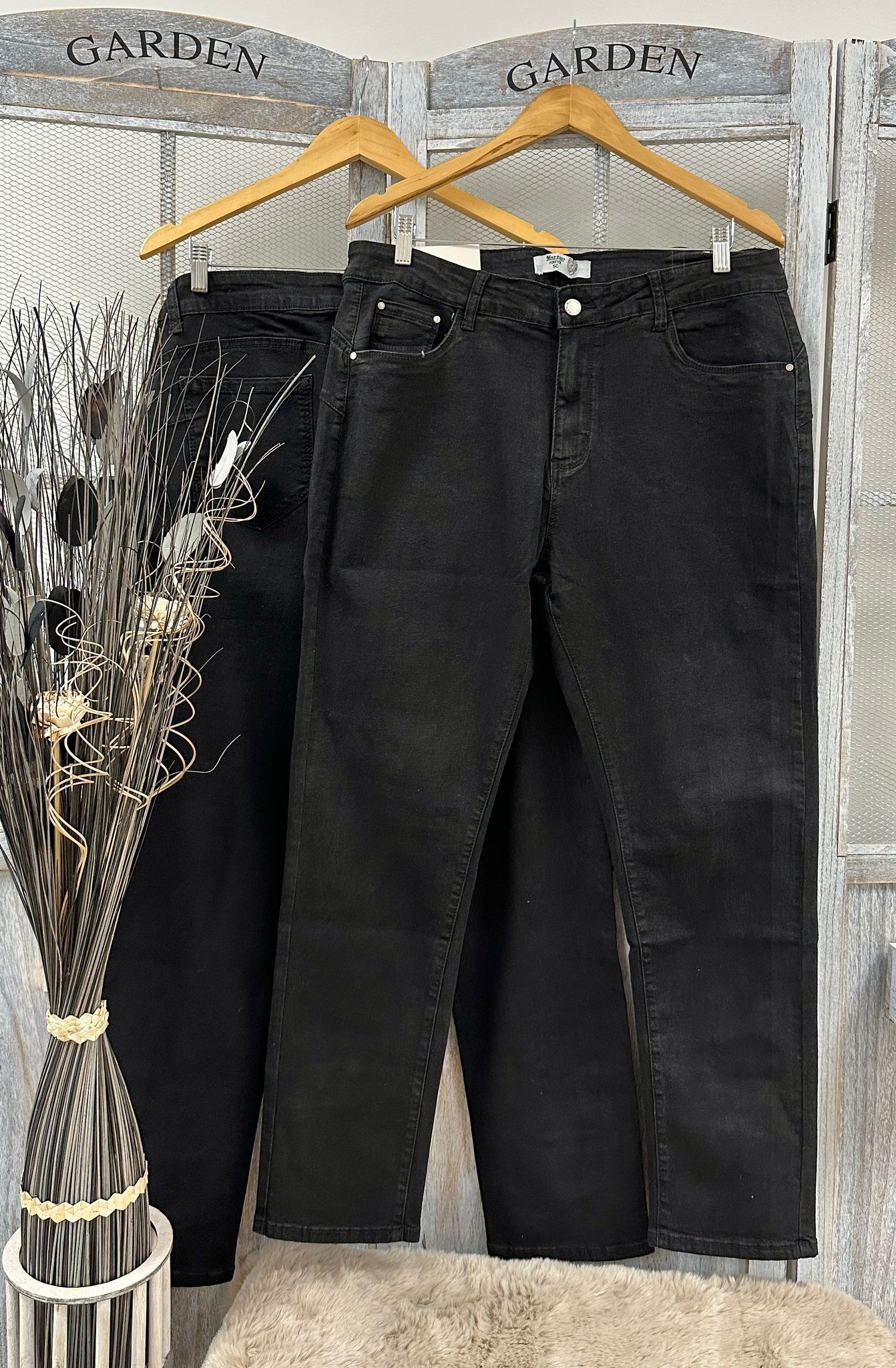 Gr. 46 - 56 Jeans schwarz