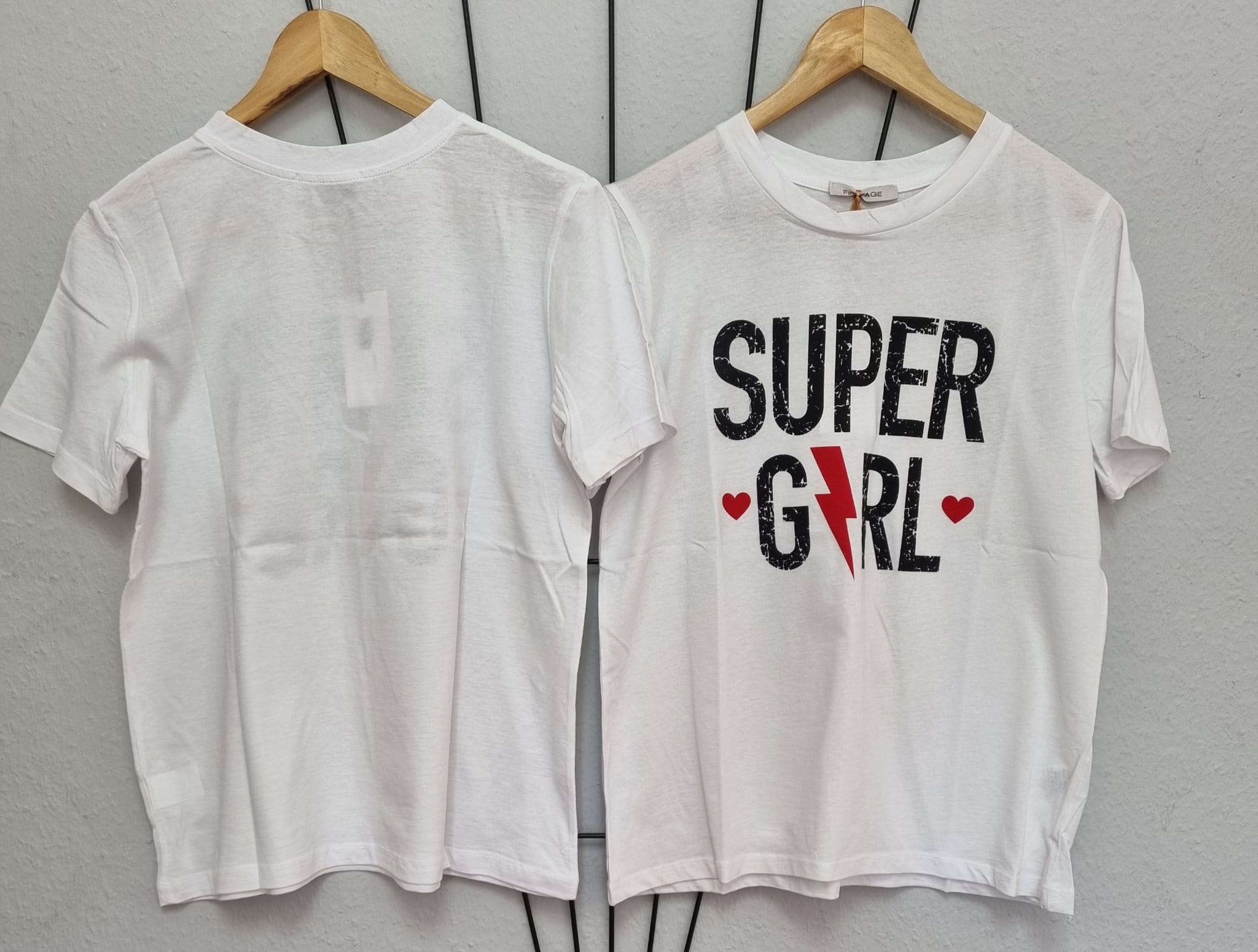 Gr. 42 - 46 T-Shirt Supergirl